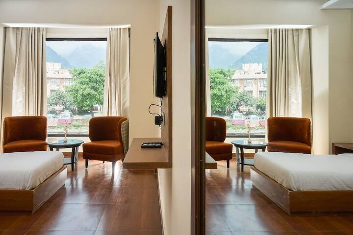 Room 14 of 53