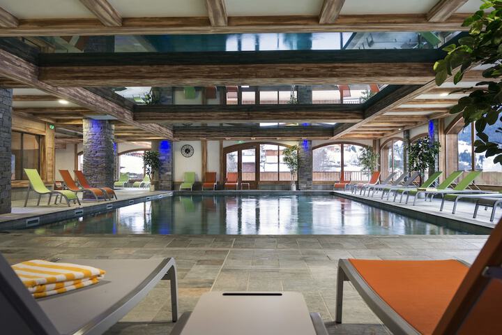 Hotel with Pool