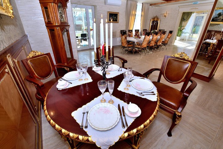 Dining 97 of 144