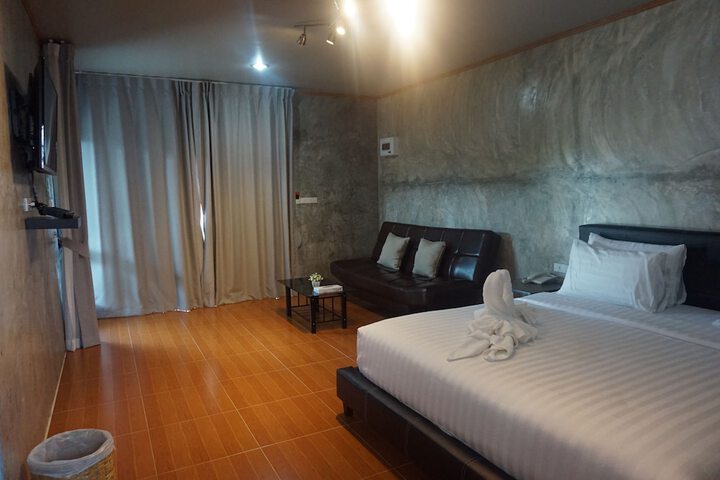 Room 10 of 54
