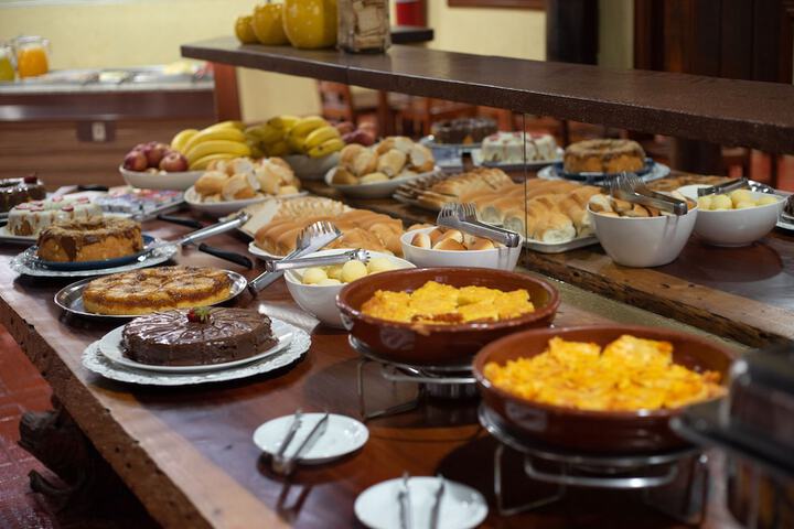 Breakfast/Coffee Service 35 of 63