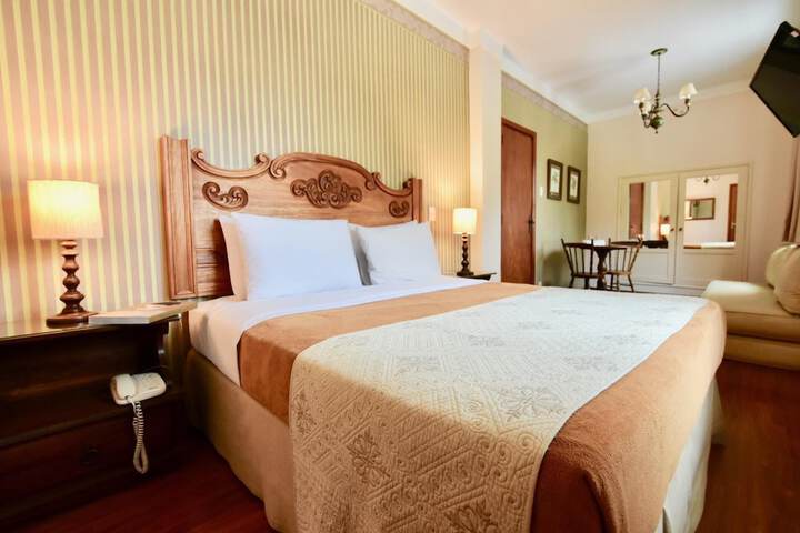 Room 21 of 63