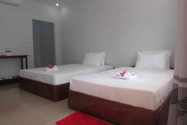 Room 7 of 48