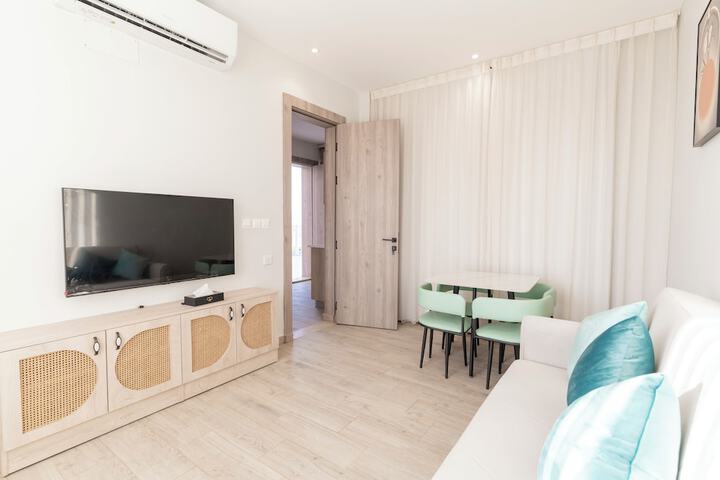 Room 5 of 50