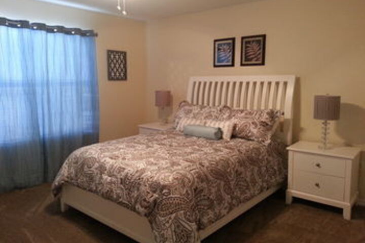 Room 90 of 268