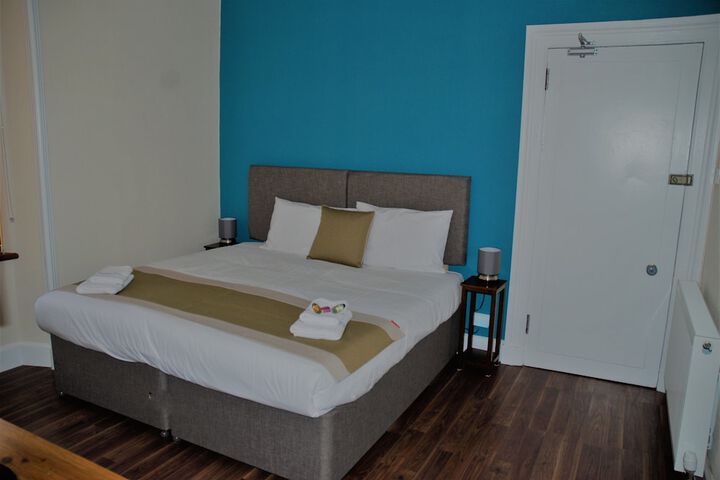 Room 18 of 53