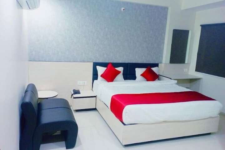 Room 10 of 39