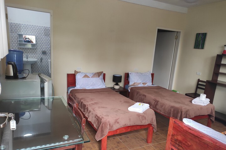 Room 32 of 126