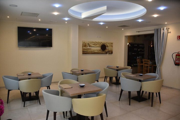 Dining Photos