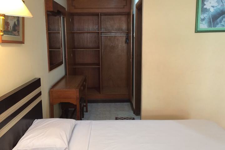 Room 13 of 58