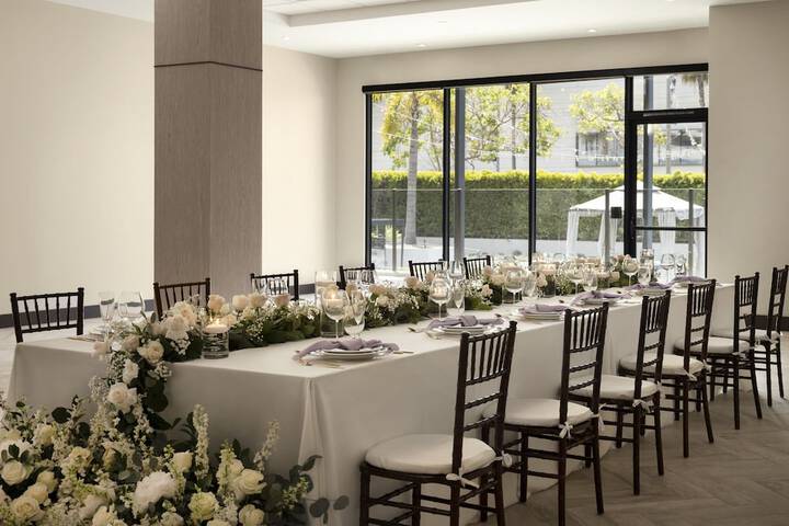 Banquet hall