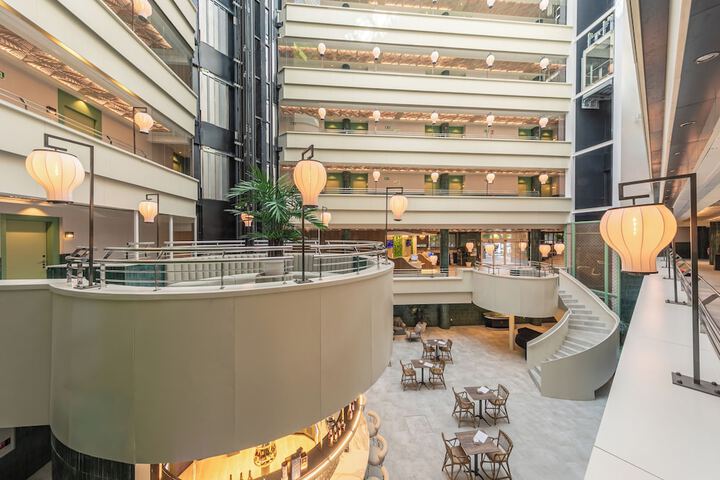 Guest Lobby