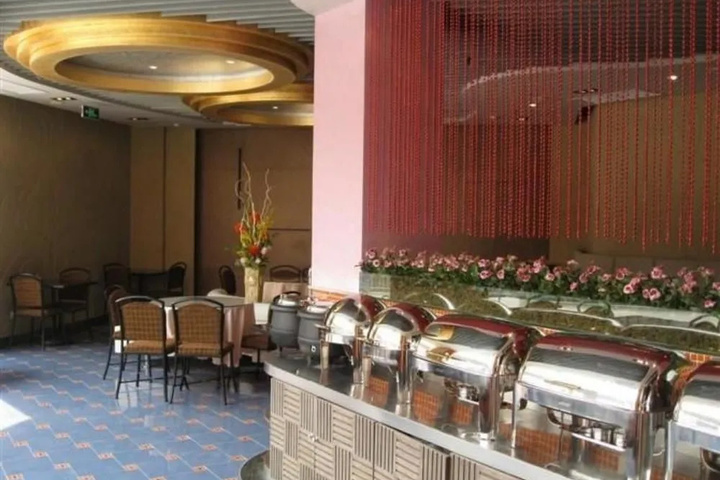 Dining 6 of 6