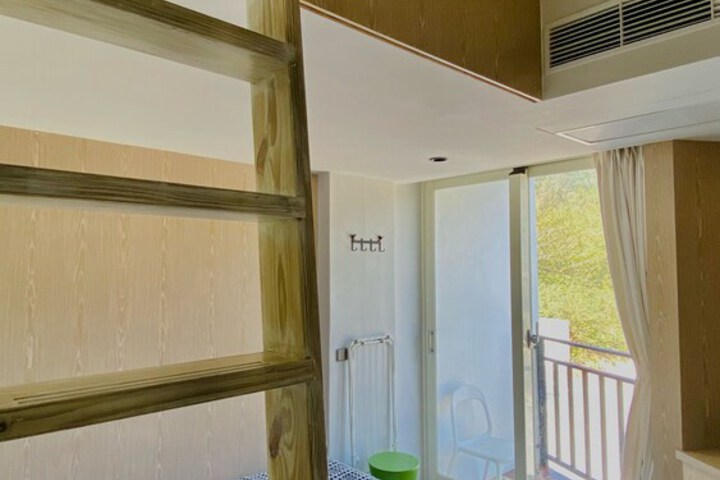 Room 20 of 75