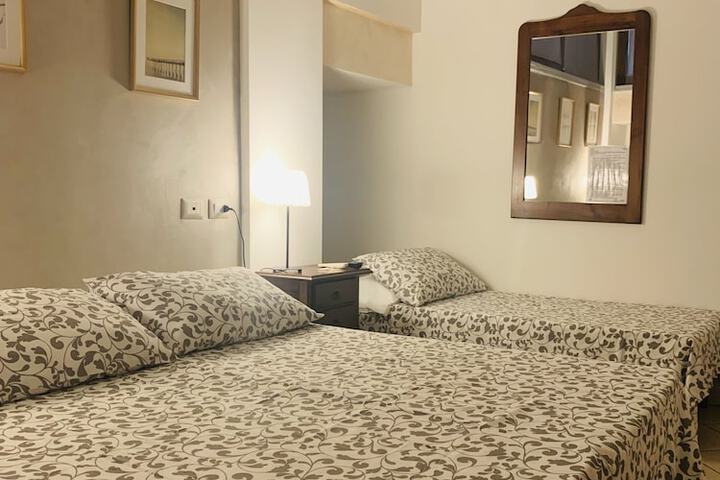Room 15 of 40