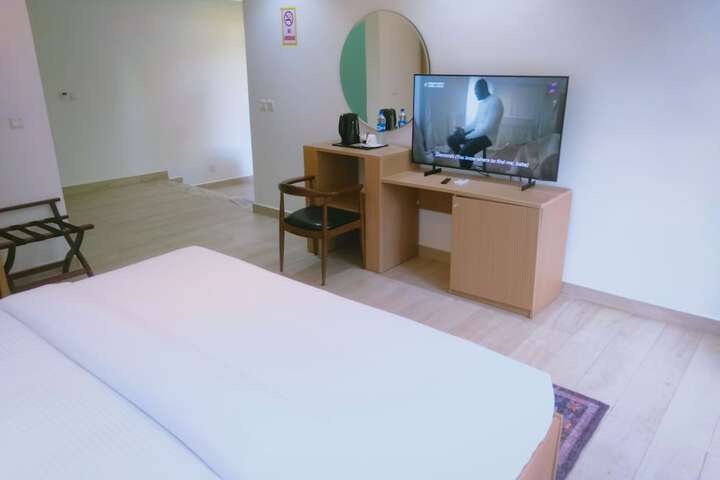 Room 20 of 40