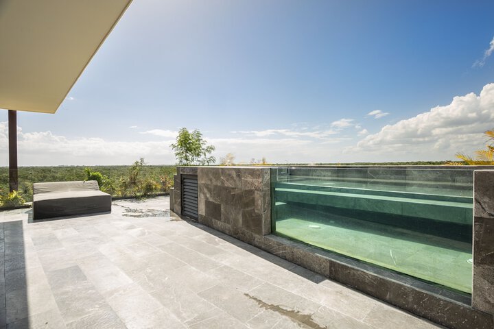 Pool 139 of 179
