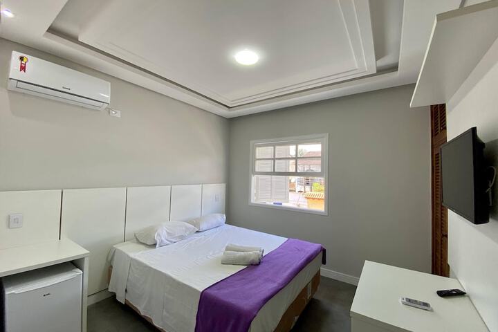 Room 33 of 229