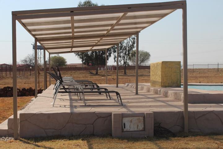 Sundeck 42 of 48