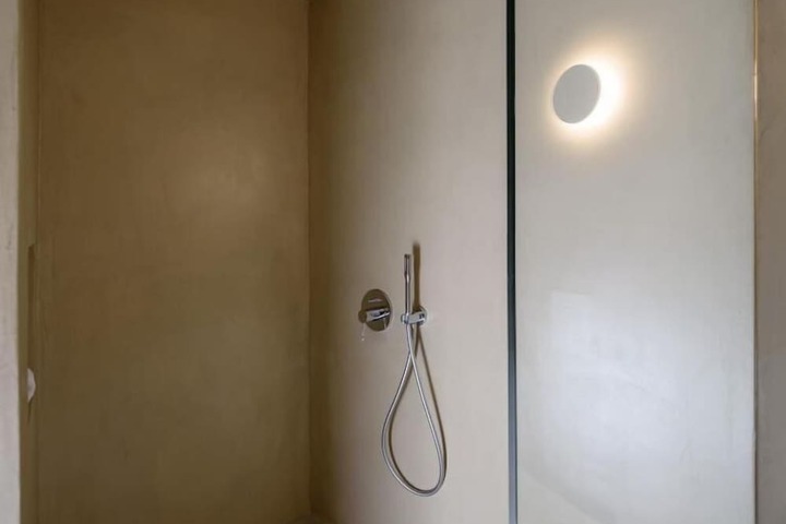 Room 44 of 54