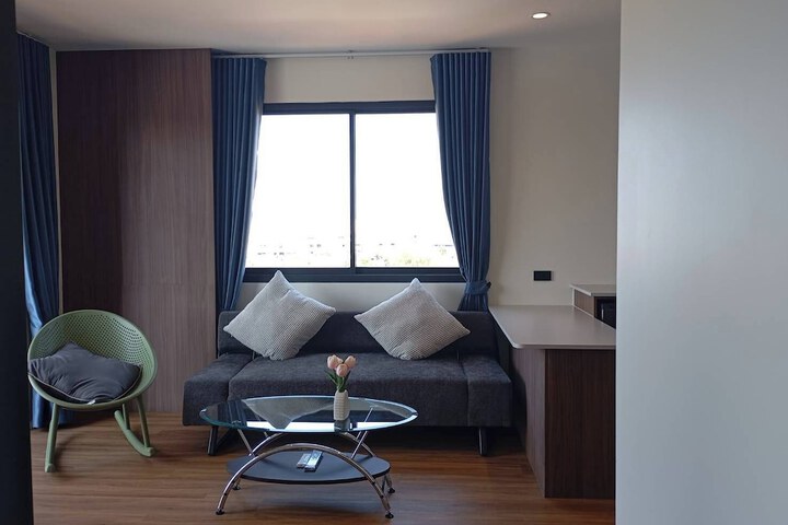 Room 7 of 38
