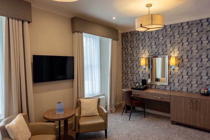 Room 14 of 50