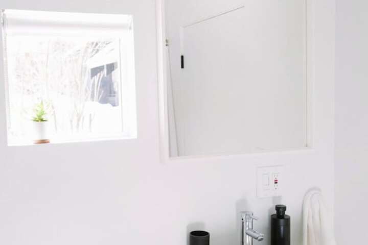 Room 105 of 128