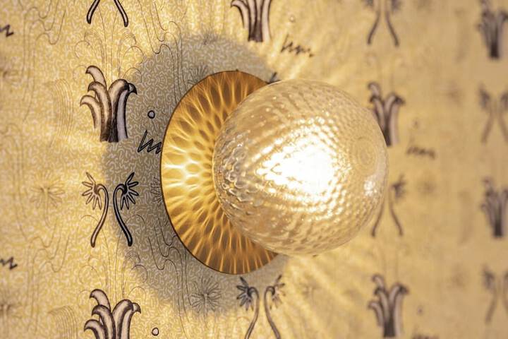 Room 10 of 72