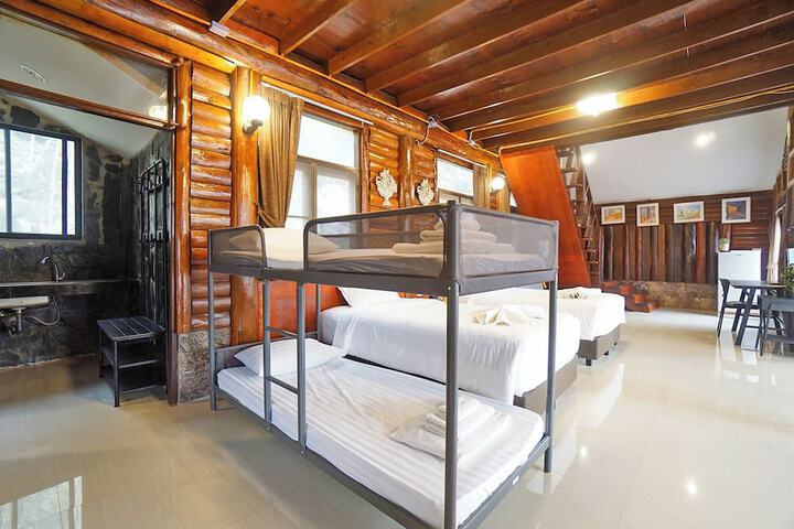 Room 65 of 156
