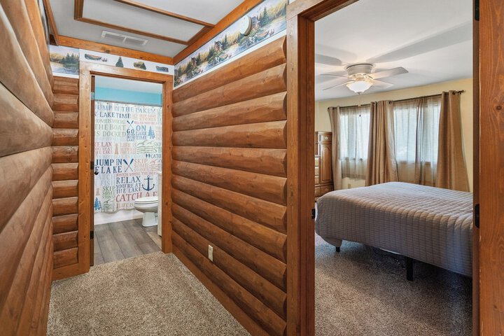 Room 36 of 154