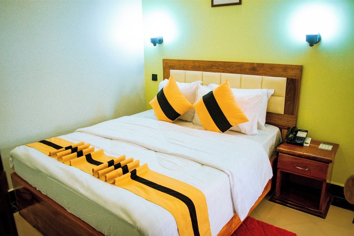 Room 17 of 51