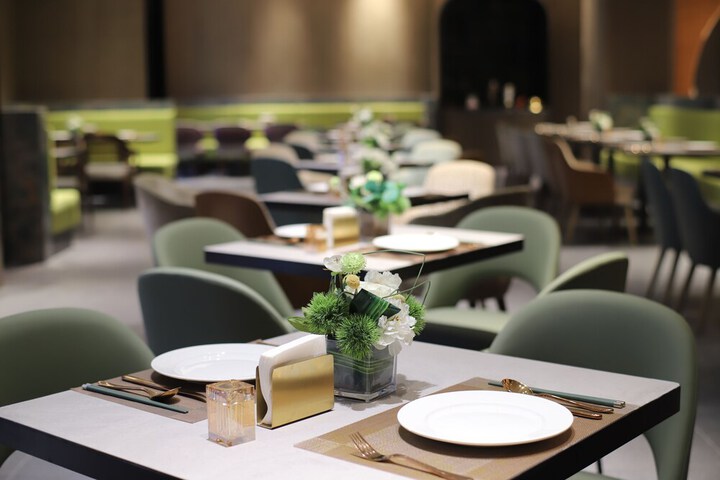 Dining 45 of 79