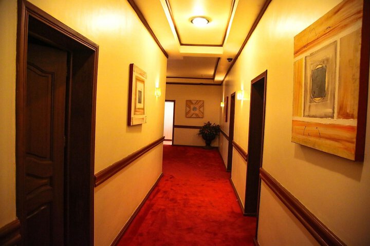 Ballroom/Hall 80 of 105