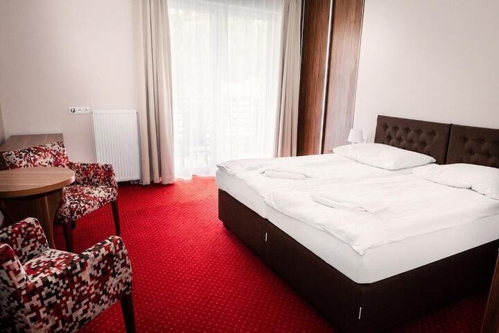 Room 16 of 73