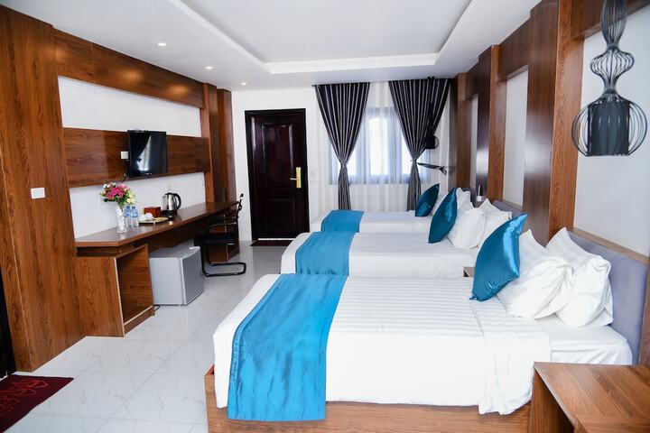 Room 28 of 59