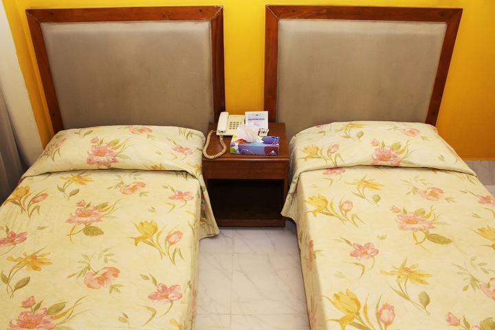 Room 14 of 23