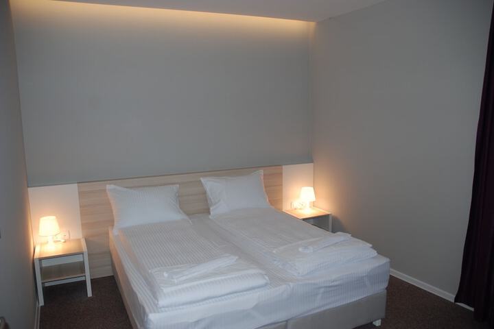 Room 7 of 39