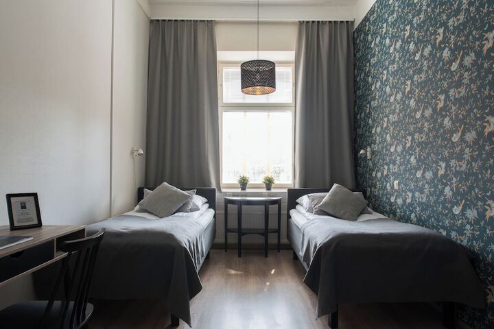 Room 14 of 48