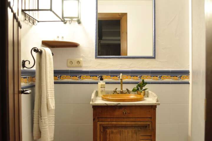 Bathroom Photo