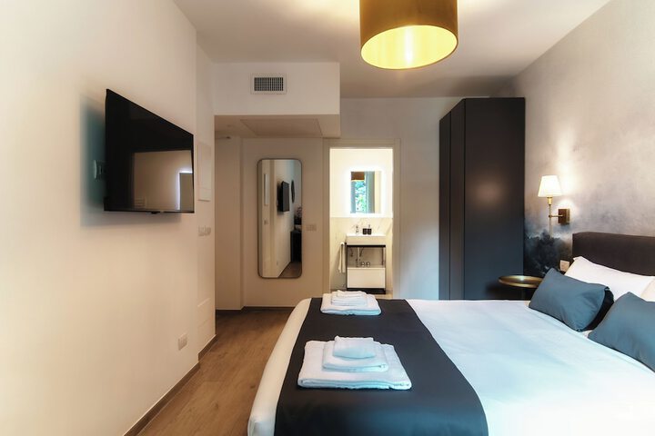 Room 78 of 193