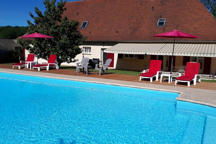 Pool 17 of 24