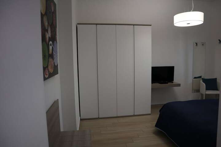 Room 17 of 54