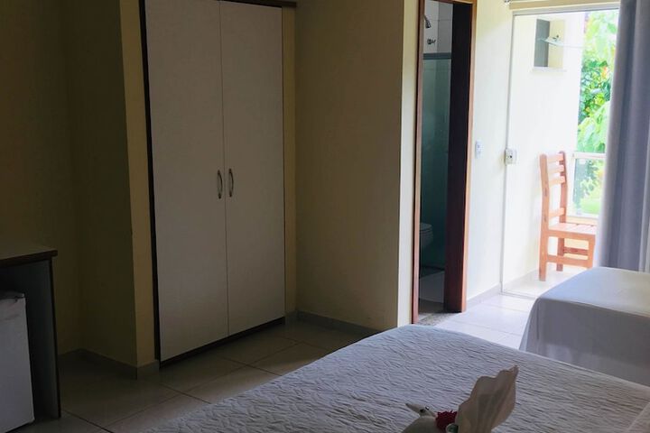 Room 3 of 53