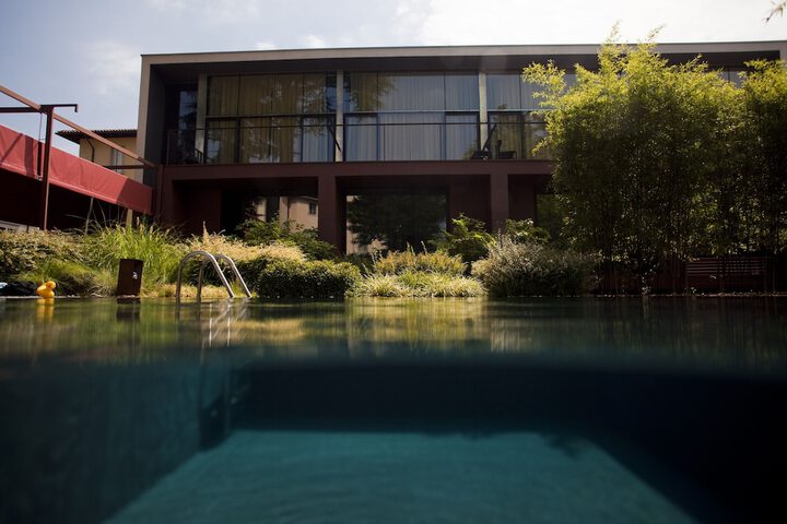 Pool 26 of 32