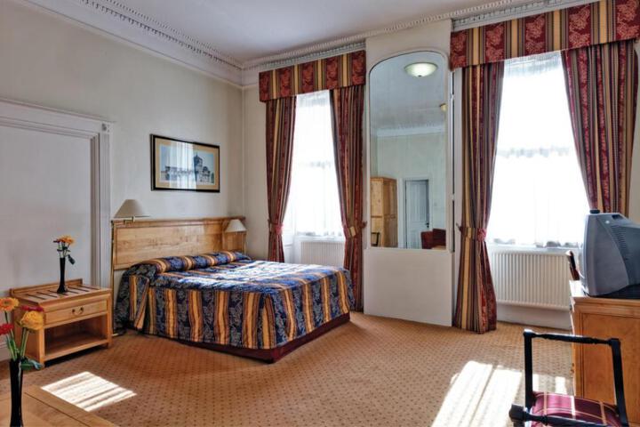 Inside Room Photo