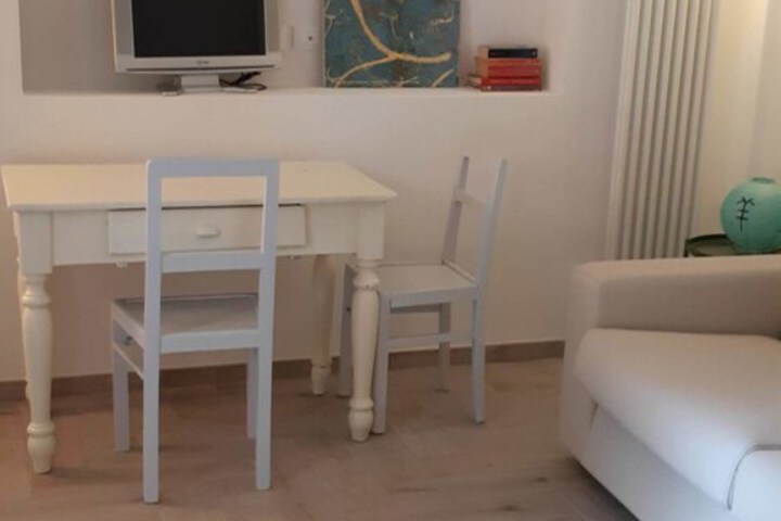 Room 15 of 39