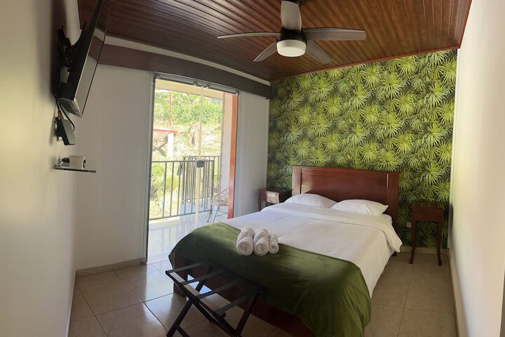 Room 40 of 53