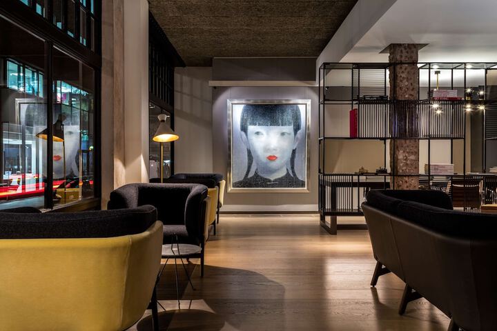 Hotel Lobby