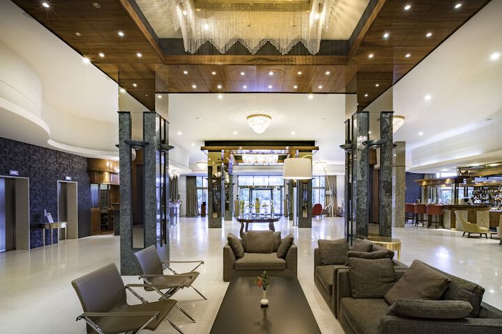 Lobby Photos