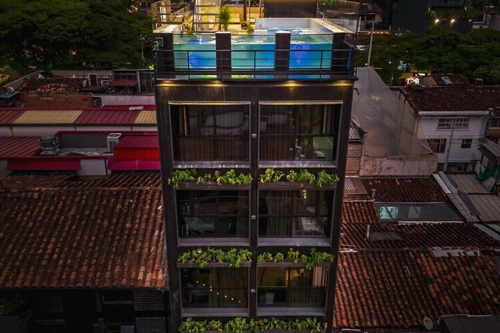Hotel 58 of 58